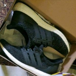 Ultraboost 2018 black/white